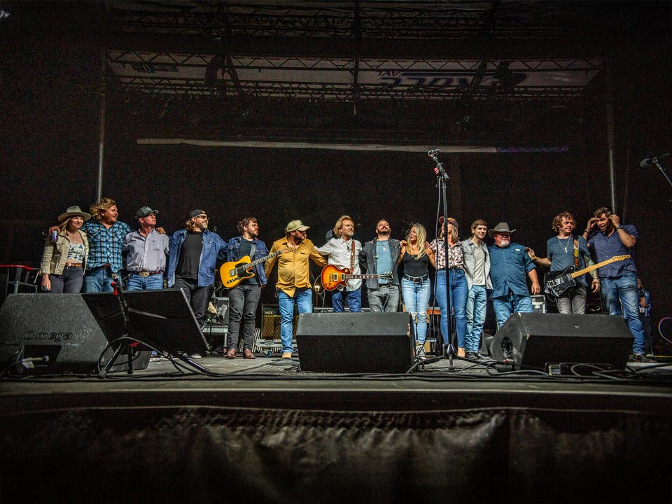 2018-Wade-and-Friends-Jam